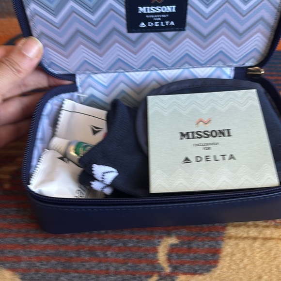 Missoni Navy Zigzag Embossed Case - Picture 2 of 5